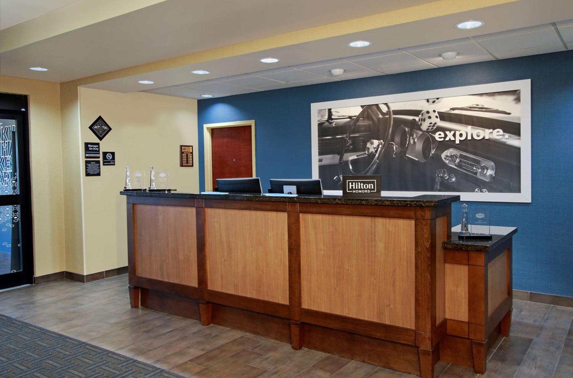 Hampton Inn Winfield Tucker Ngoại thất bức ảnh